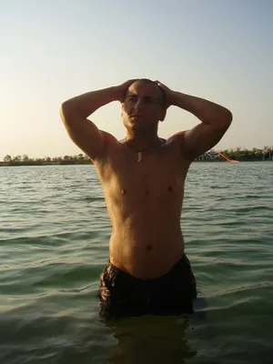 ESCORTBOY
